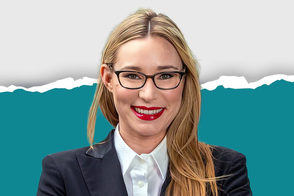 Sarah-Jane Peterschlingmann, headshot